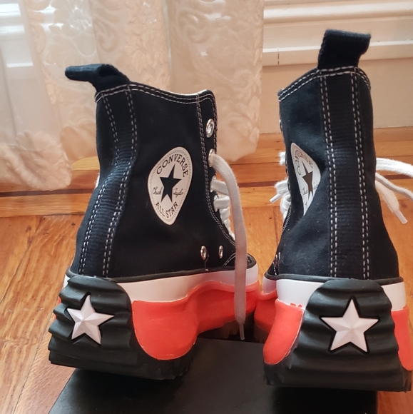 Converse - Picture 3 of 5